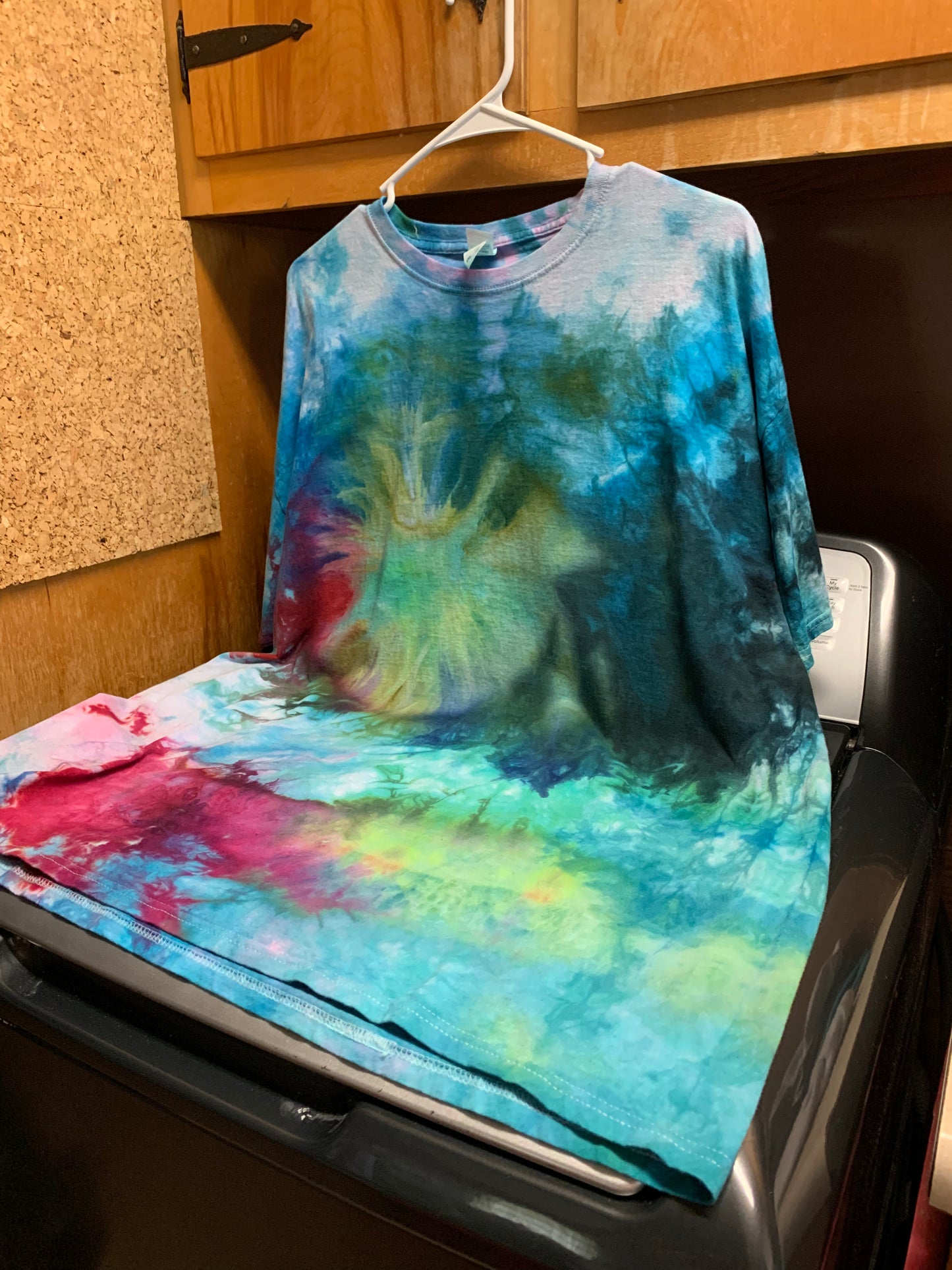 Amazing Looking Starburst One of a Kind Tie Dye Shirt 2X