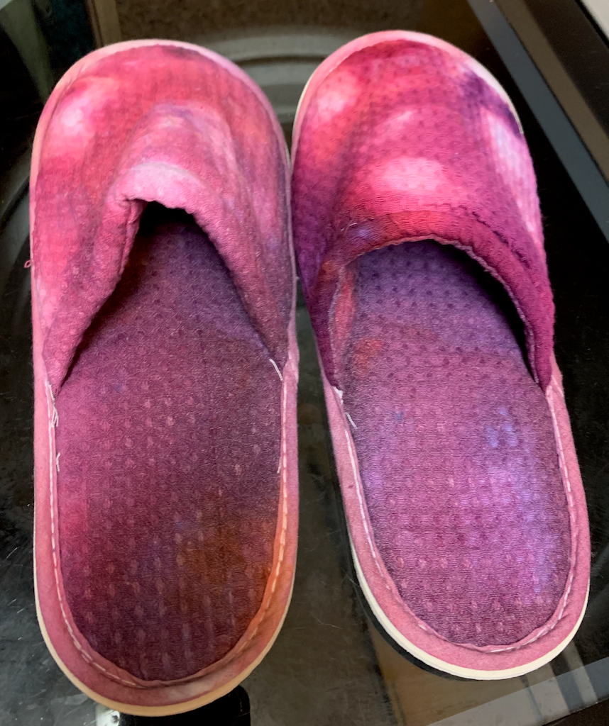 Tie Dyed Waffle Slippers with Closed Toe